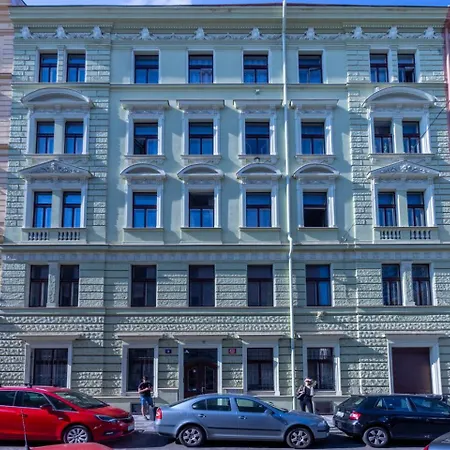 Apartment Days - In Location - Lesser Town - Park Nearby